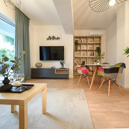 Vacation Feel - 2Br Apartment With Terrace & Private Parking In Baneasa Бухарест Экстерьер фото